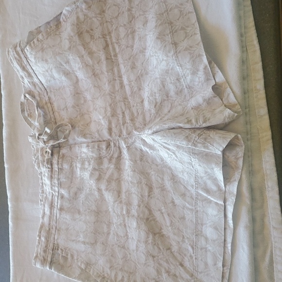 Tommy Bahama Beige Pinapples Linen Sz. L Shorts - Picture 1 of 13